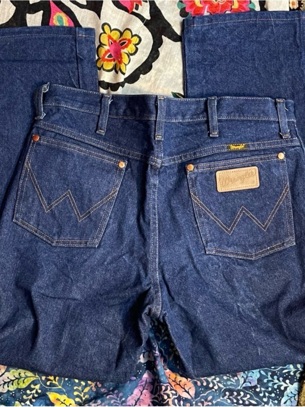 Wrangler 936 Official Pro Rodeo
Cowboy Cut Rigid Jeans 33x30
NWOT